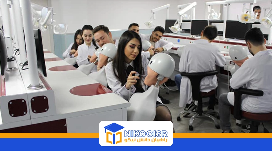 امکانات دانشگاه ازمیر دموکراسی